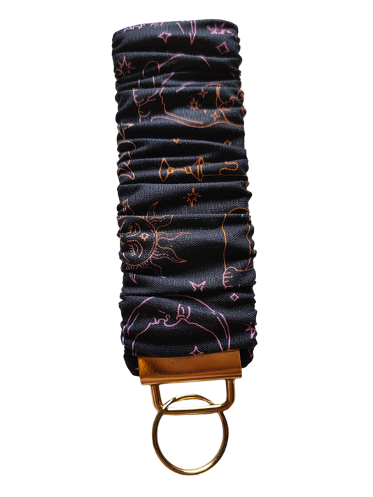 SCRUNCHIE KEY WRISTLET Witchy Vibe