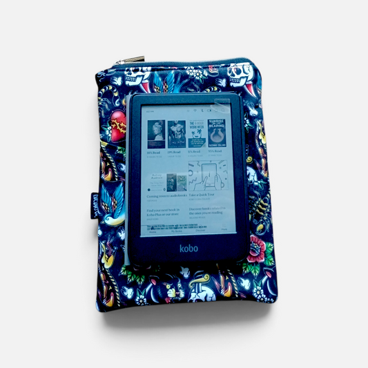 Book & Ebook Sleeve A5/A6 + 2-pen & Mobile Front Pockets | Tattoos