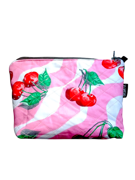 MAKEUP BAG Quilted Cherry Pop
