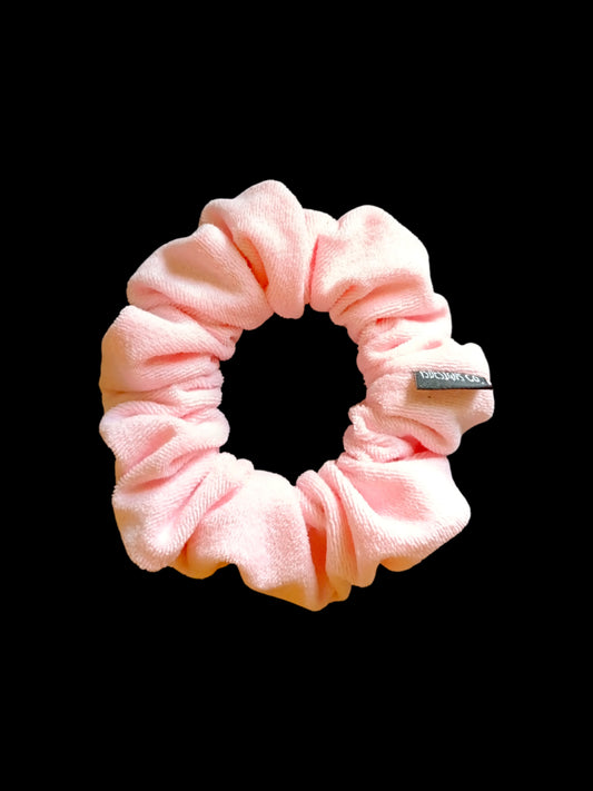 TOWEL SCRUNCHIE | Pink