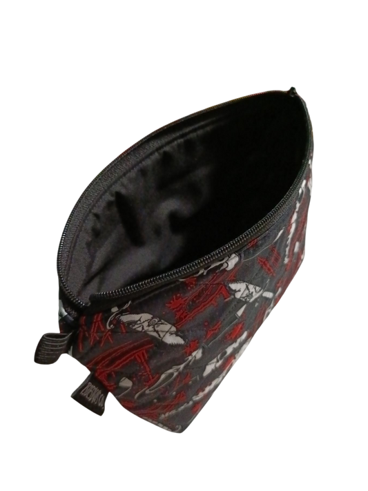 MAKEUP BAG Quilted Horror Villans