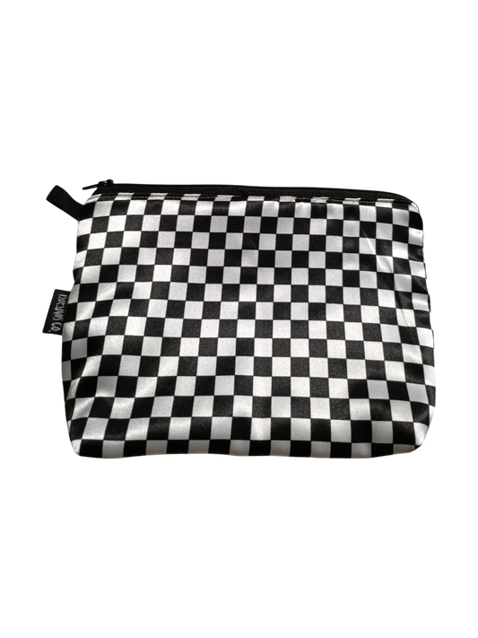 MAKEUP BAG Satin Checkered | Black & White