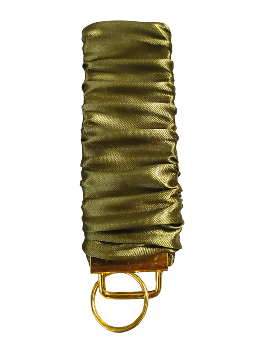 SCRUNCHIE KEY WRISTLET Satin Olive