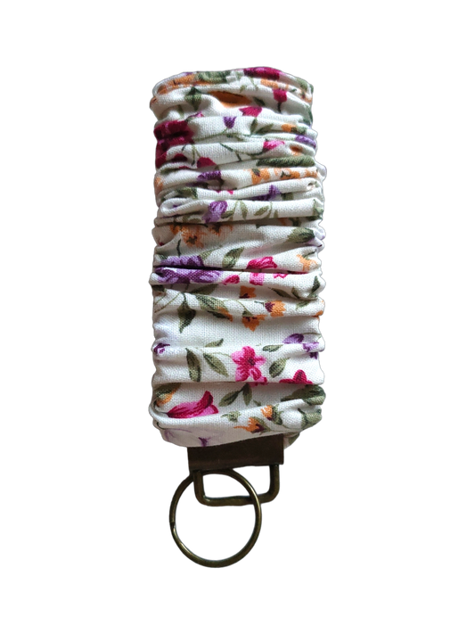 SCRUNCHIE KEY WRISTLET White Hubble & Rose