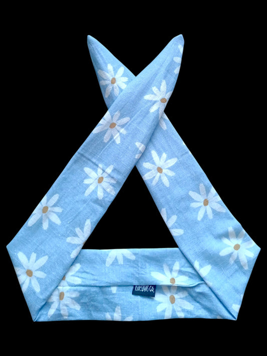 BETTY BOO BANDS™ WIRED HEADWRAP | Linen Daisy Flowers | Light Blue