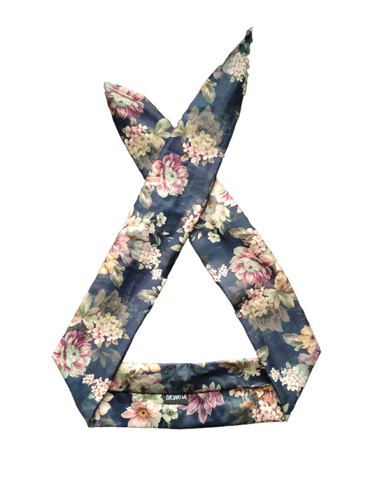 BETTY BOO BANDS™ WIRED HEADWRAP | Vintage Floral Navy