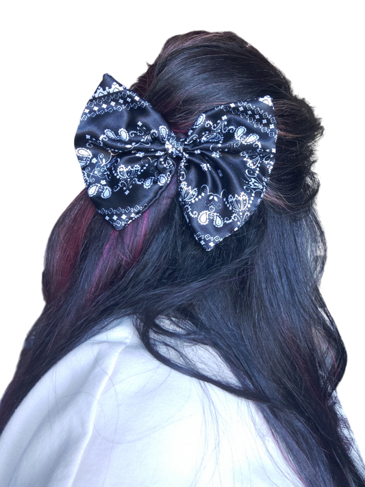 BOWS | XXL SINGLE | Satin Paisley Black