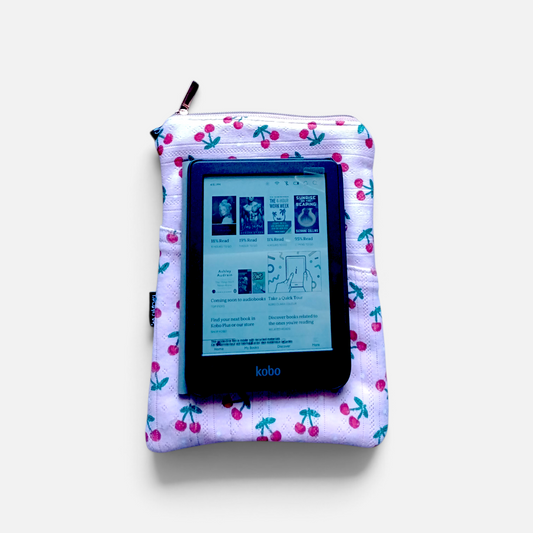 Book & Ebook Sleeve A5/A6 + 2-pen & Mobile Front Pockets | Cherries & Dots Pink