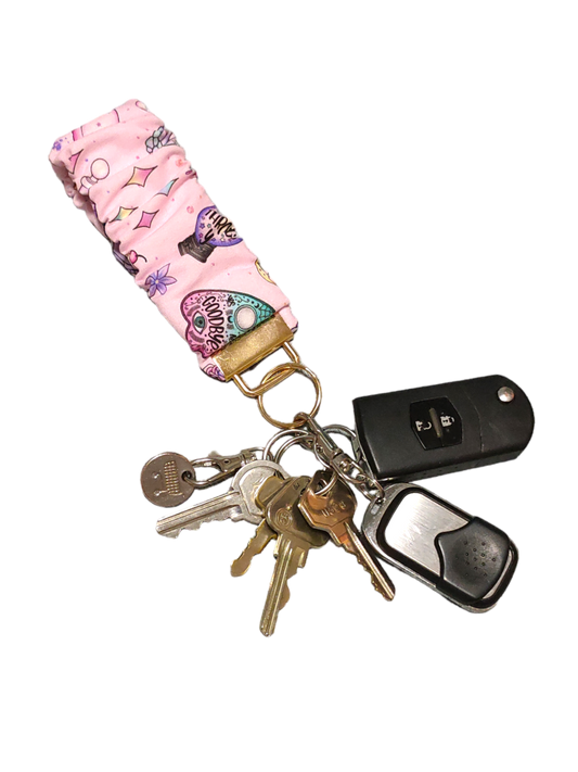 SCRUNCHIE KEY WRISTLET Witchy Magic | Pastels