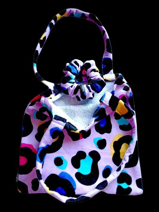 BEACH TOWEL BAG + MATCHY SCRUNCHIE TOWEL SET | Leopard | Pink